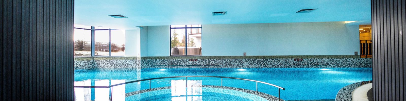 Indoor pool MPM Hotel Sport (3) - Copy Indoor pool MPM Hotel Sport (3) - Copy